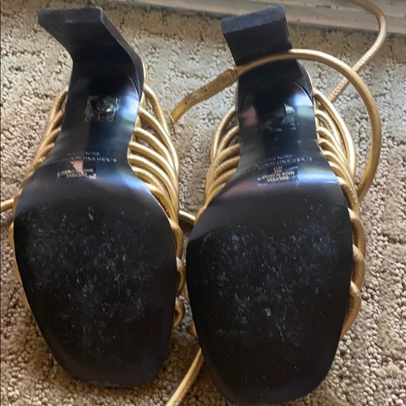 Sigerson Morrison Gold Strappy Sandals Size 6 - Picture 4 of 4